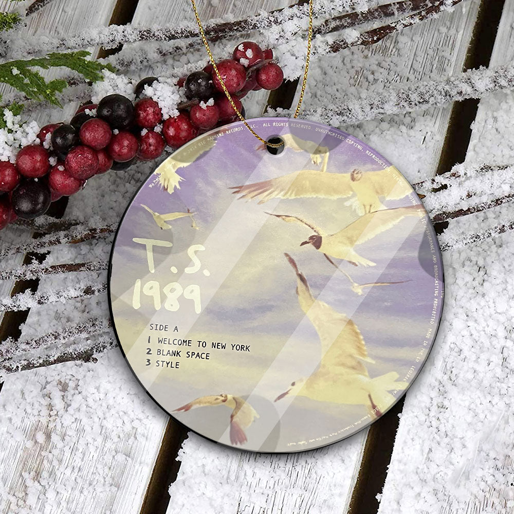 1989 Taylor Swift CD Ceramic Ornament – Holiday Music Keepsake Decoration