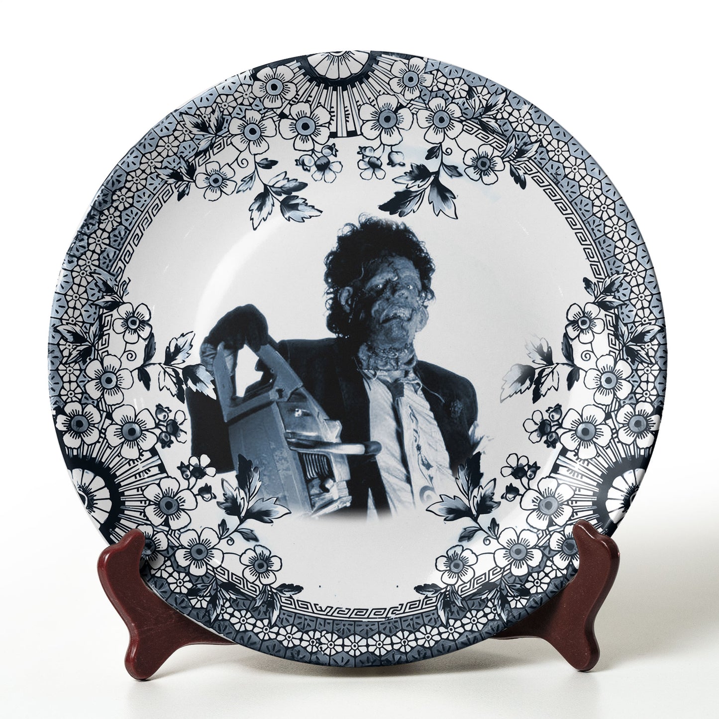 Vintage Horror Ceramic Plate – Leatherface