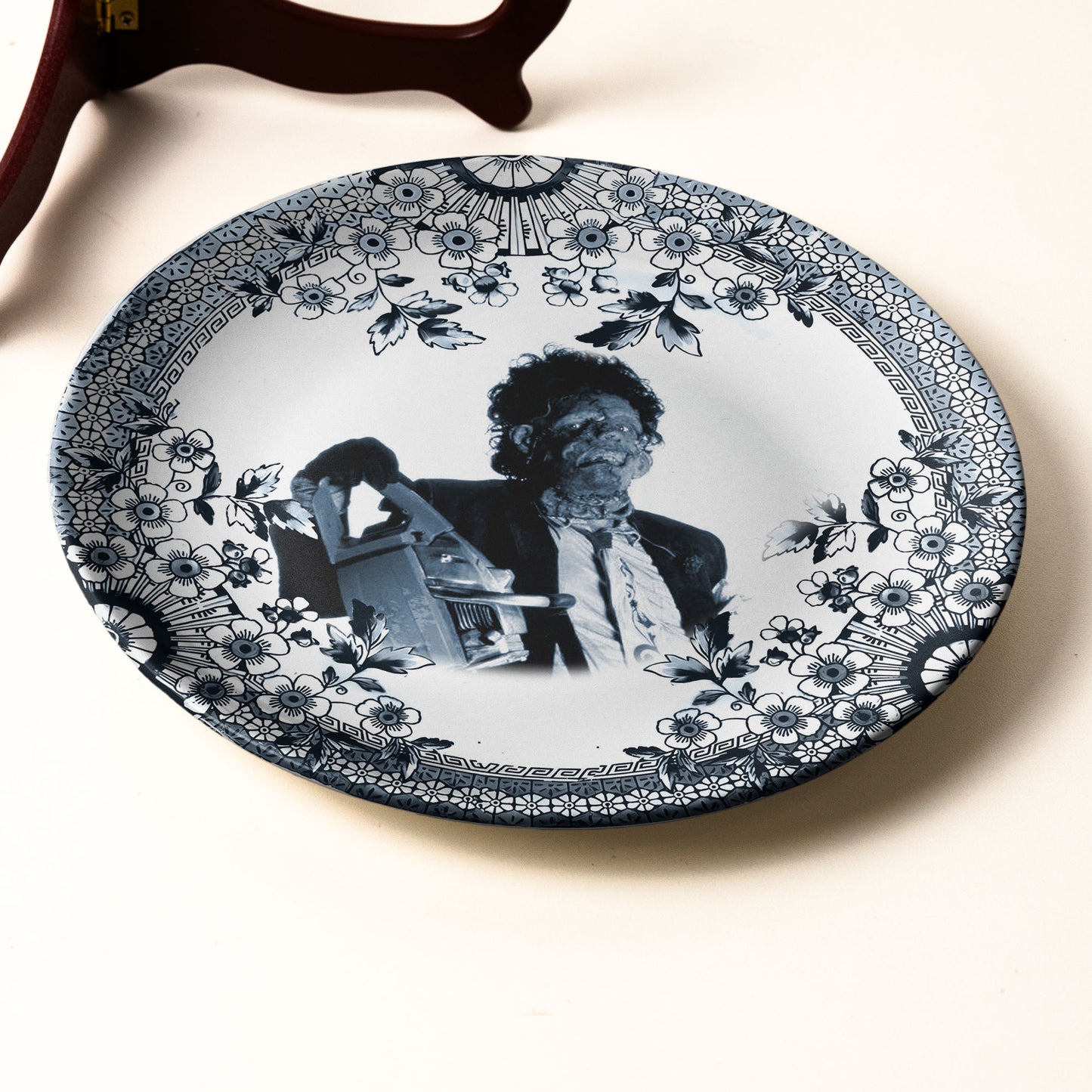 Vintage Horror Ceramic Plate – Leatherface