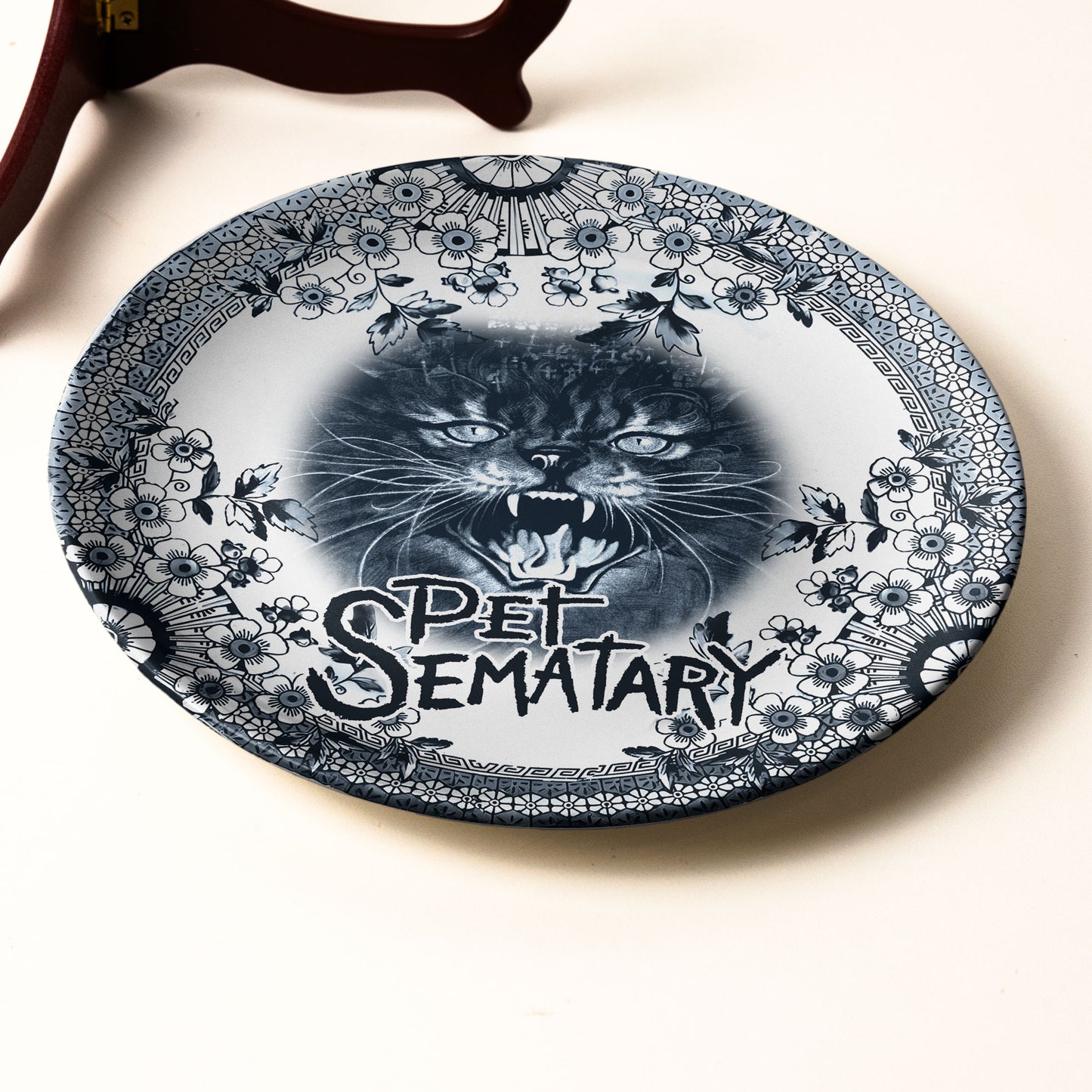 Pet Sematary Ceramic Plate – Horror Cat Gothic Decorative Dish