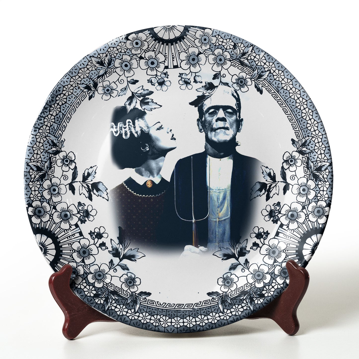 Vintage Horror Ceramic Plate – Frankenstein & Bride of Frankenstein
