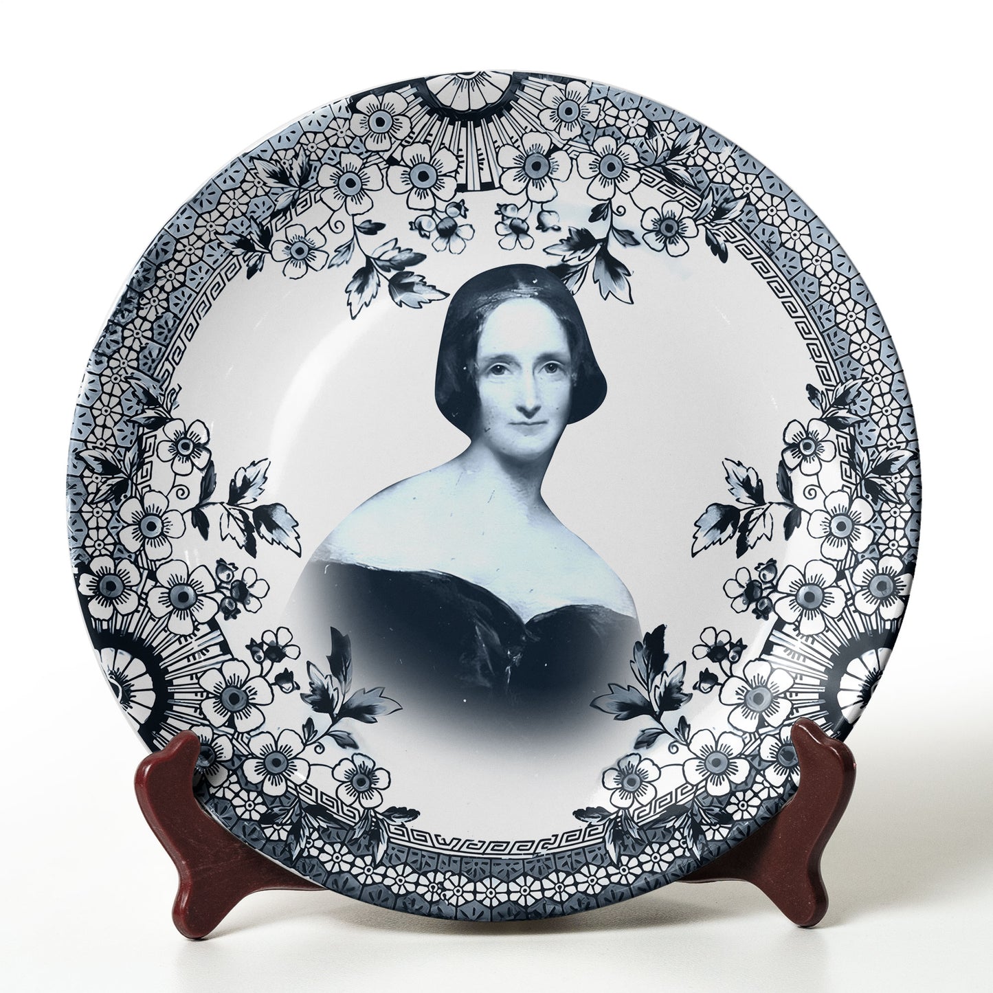 Mary Shelley Ceramic Plate – Gothic Literature Inspired Decorative Dish