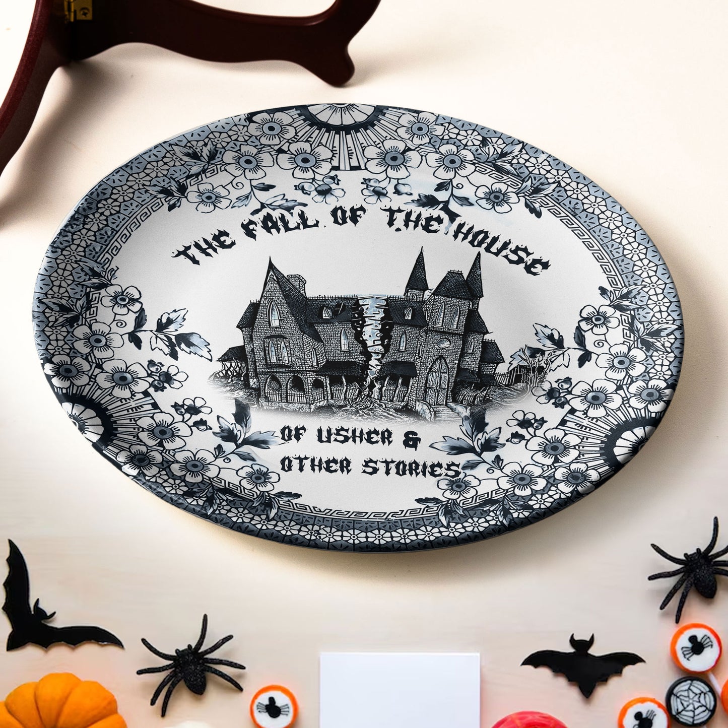 The Fall of the House of Usher Ceramic Plate – Gothic Horror Collection