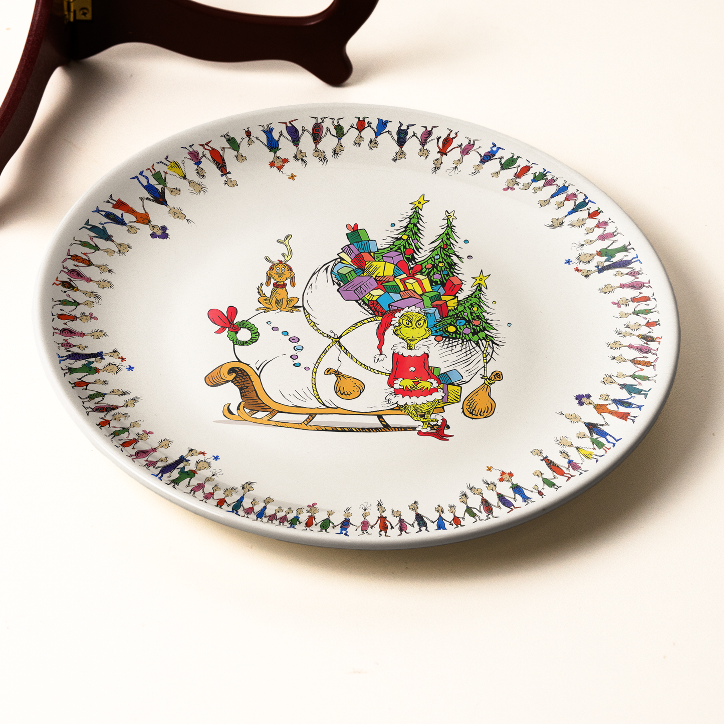The Grinch Christmas Ceramic Plate – Festive Holiday Dinnerware for Whoville Fans
