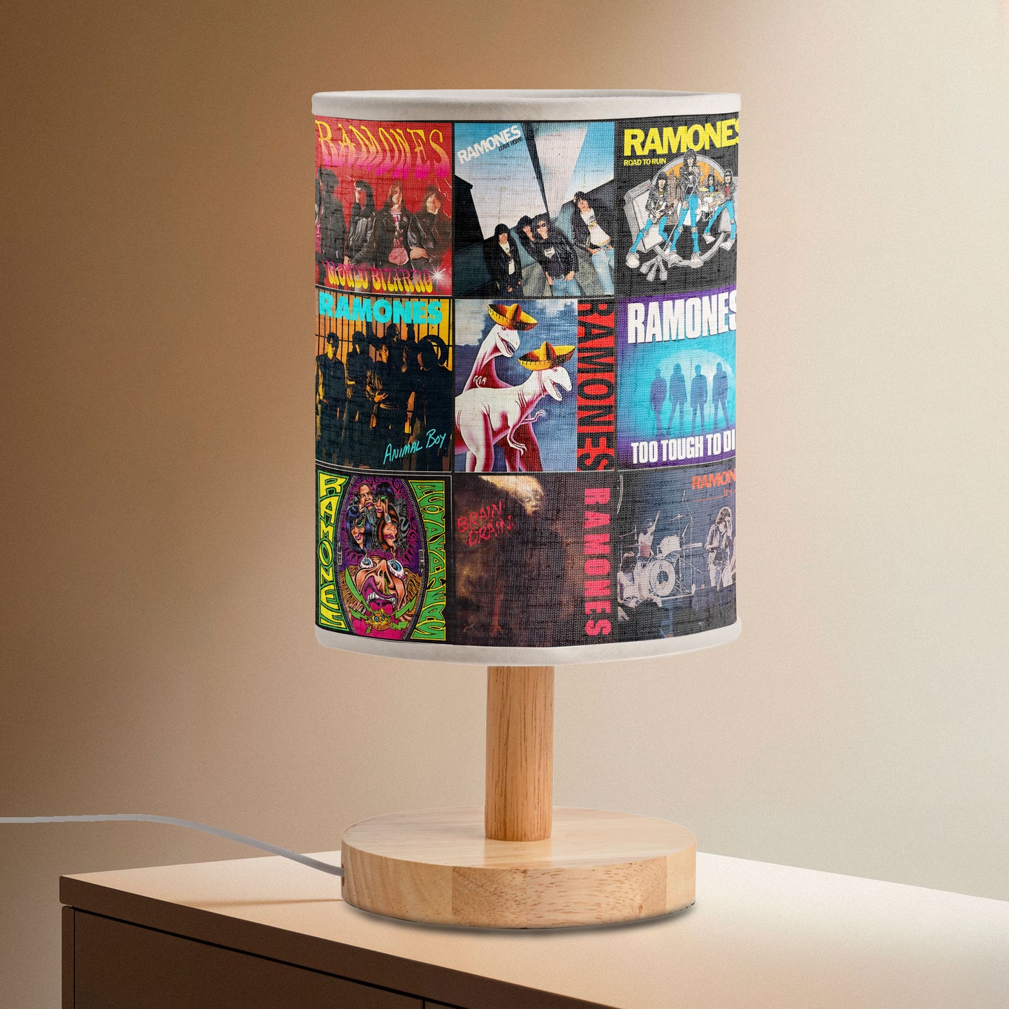 ⚡ Ramones Album Art Decorative Lamp