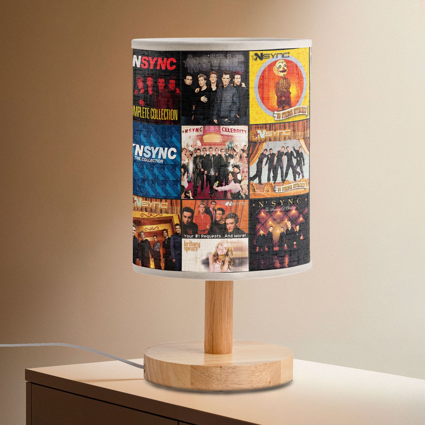 ✨ NSYNC Album Collage Fabric Lamp – 2000s Pop Nostalgia Room Decor for True Fans