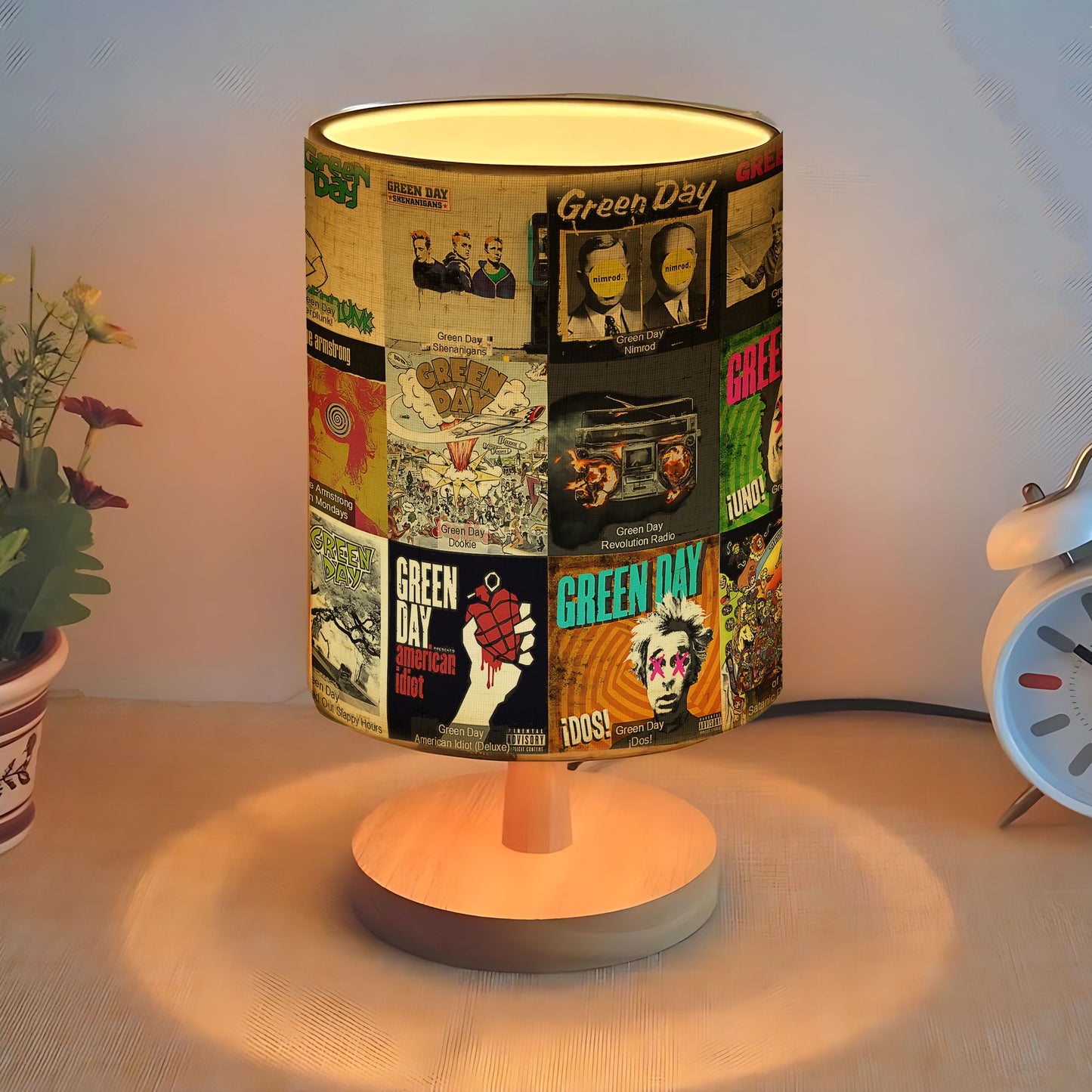 Green Day Album Lamp – Punk Rock Energy in Every Glow