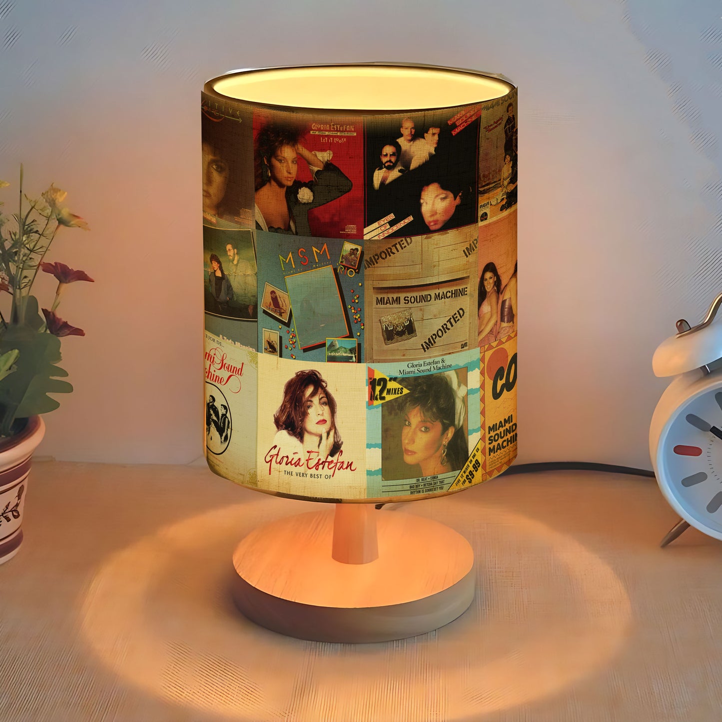 Gloria Estefan & Miami Sound Machine Albums Lamp – Retro Latin Pop Table Light