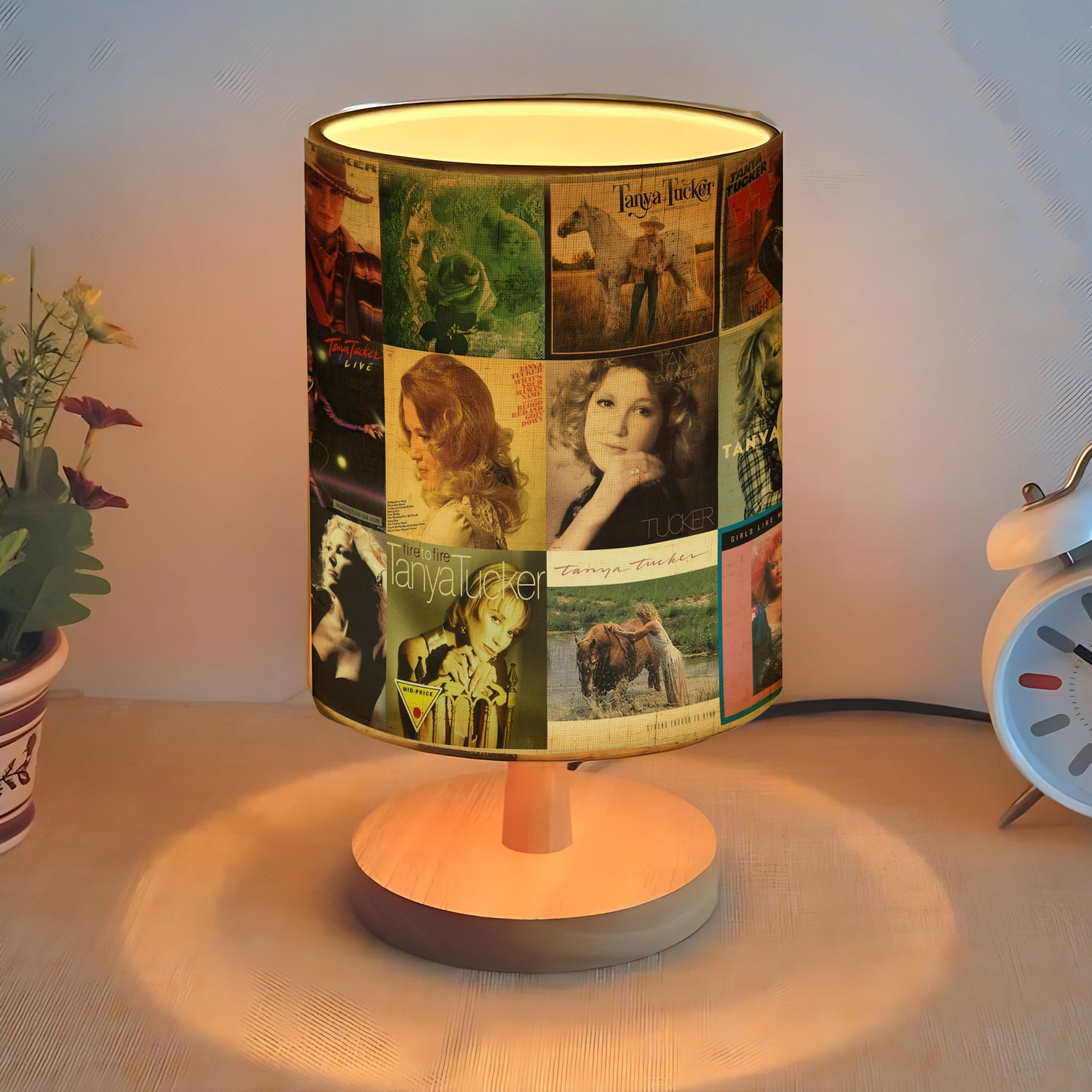 Country Queen Glow – Tanya Tucker Albums Fabric Lamp 🤠