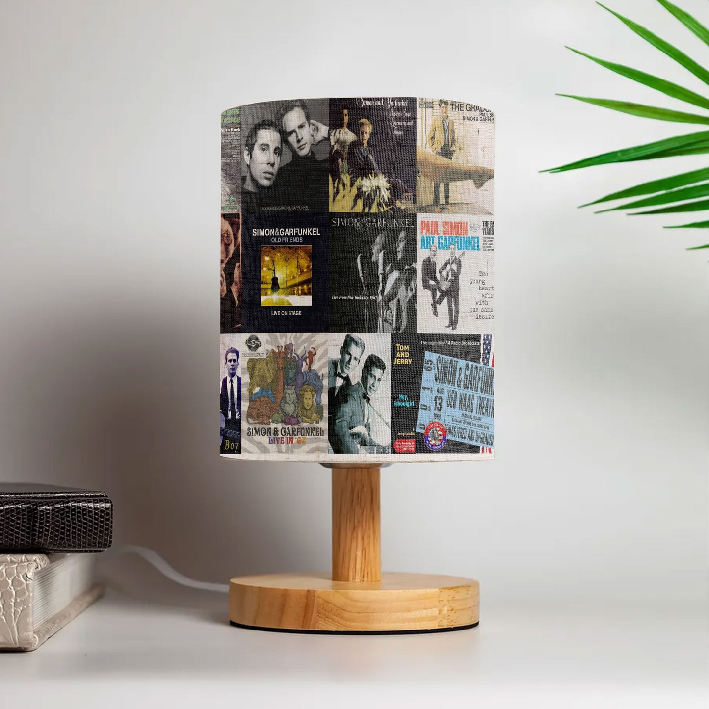 Simon & Garfunkel Albums Lamp – A Light of Harmony and Nostalgia