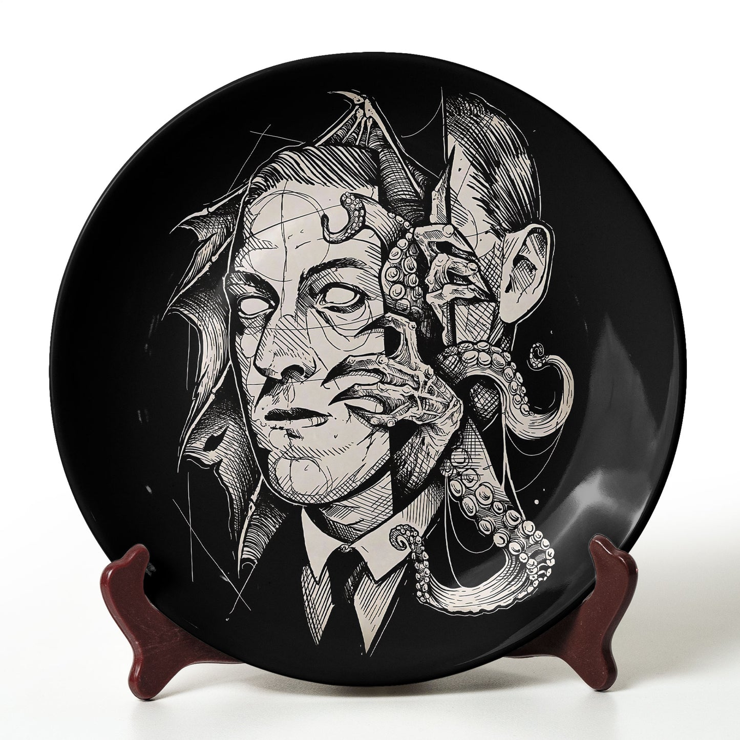 Lovecraft Dark Portrait Decorative Ceramic Plate – Gothic Cosmic Horror Design