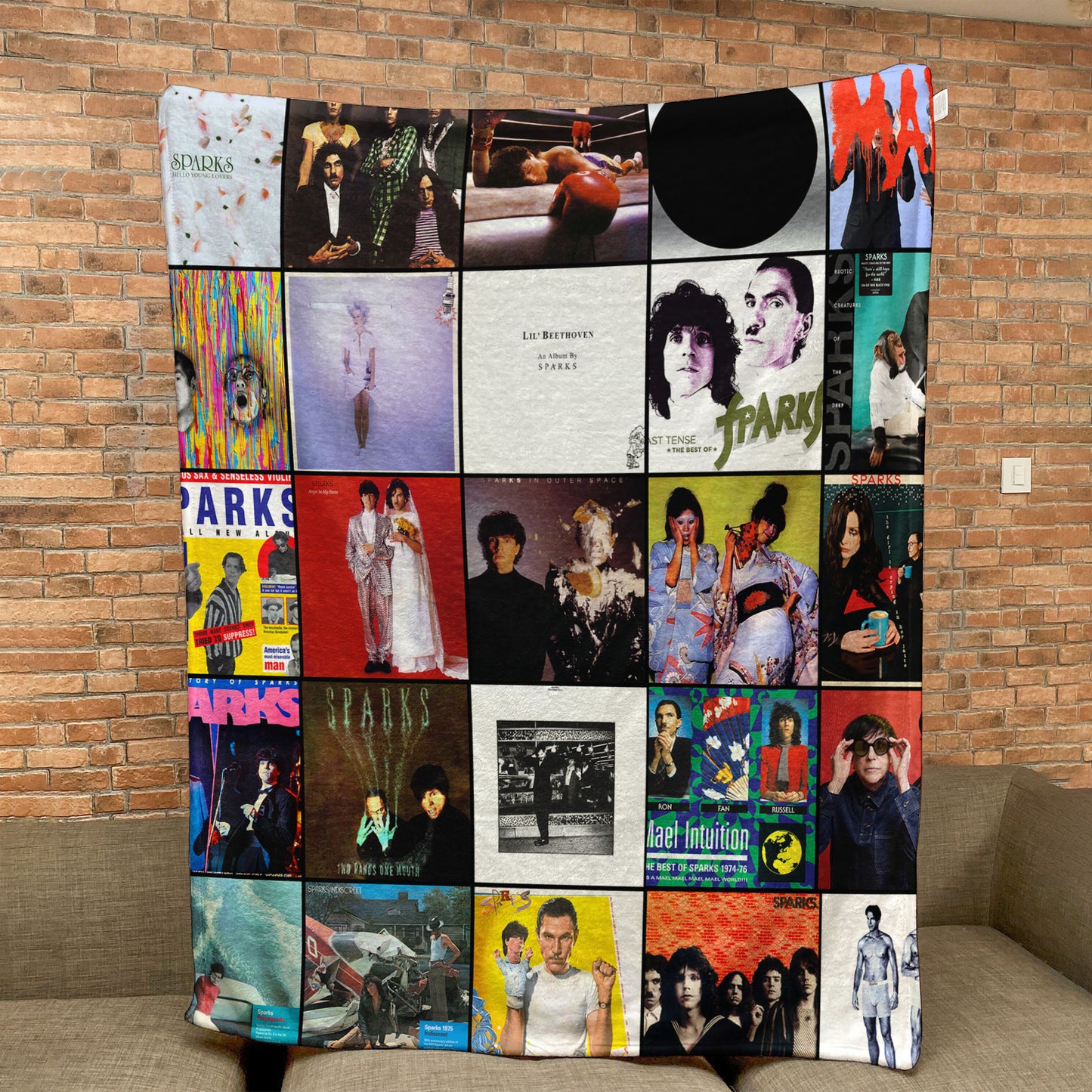 Sparks Sherpa Blanket – A Cozy Tribute to Iconic Art & Eccentric Style