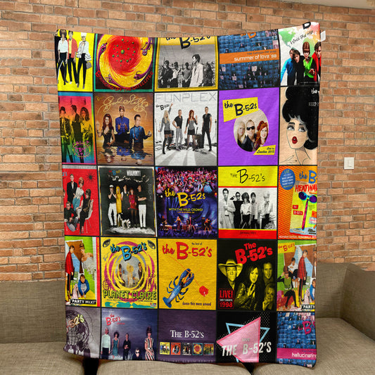 The B-52’s Sherpa Blanket – A Fun, Retro Tribute for True Fans