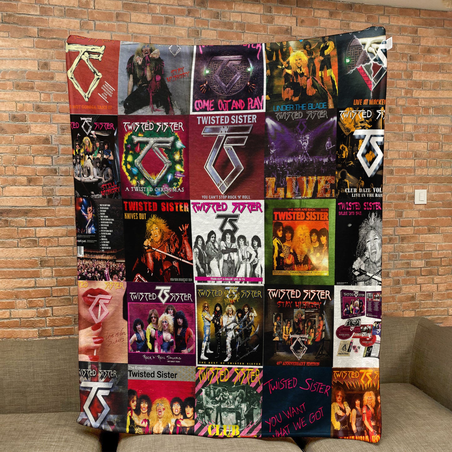 Twisted Sister Sherpa Blanket – A Loud ’n’ Proud Rock Nostalgia Quilt