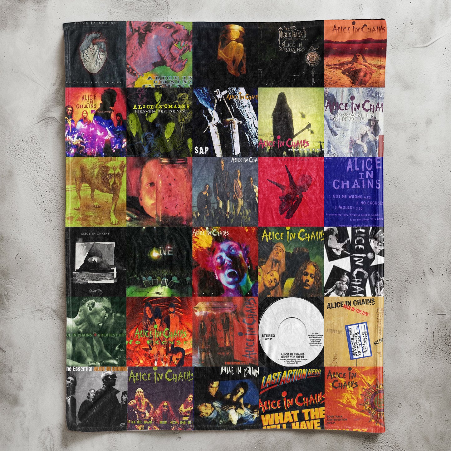Alice In Chains Sherpa Blanket – Grunge Warmth Wrapped in Iconic Album Art