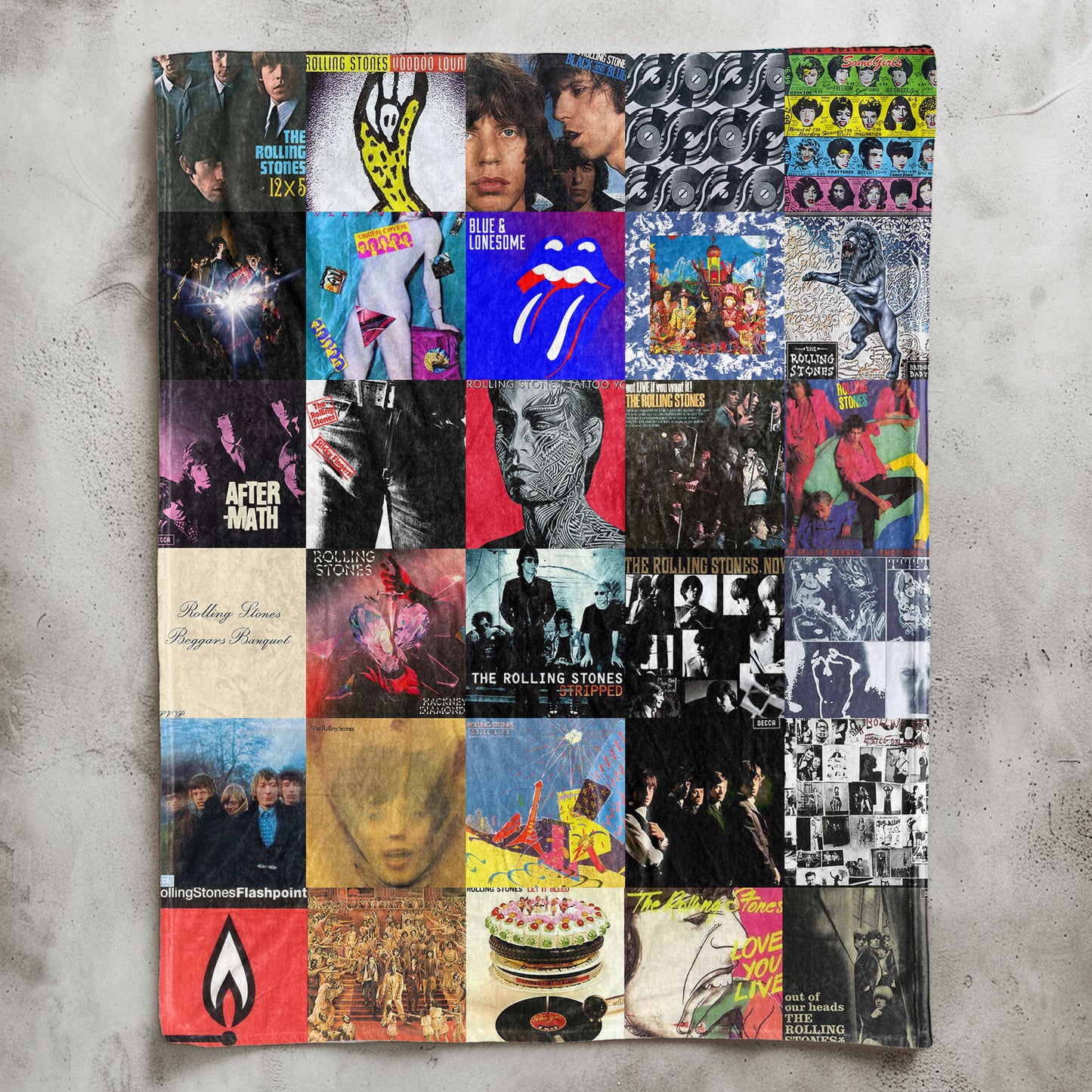 The Rolling Stones Sherpa Blanket – A Rock ’n’ Roll Legacy You Can Wrap Up In