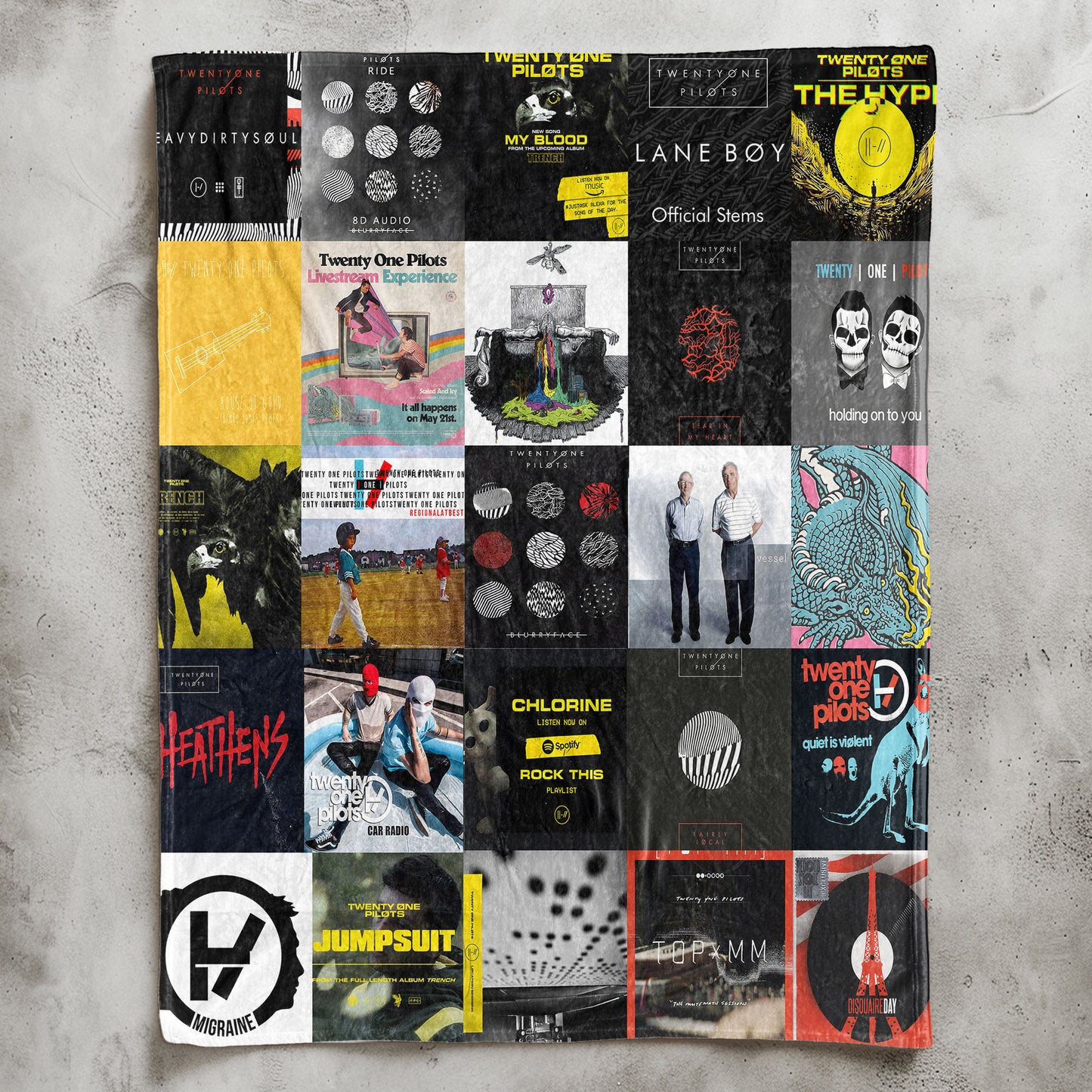 Twenty One Pilots Sherpa Blanket – Alt-Pop Warmth Wrapped in Iconic Era Artwork