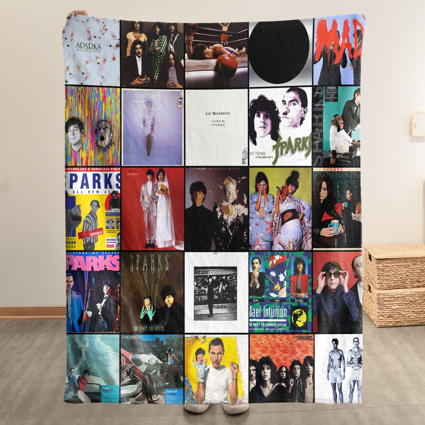 Sparks Sherpa Blanket – A Cozy Tribute to Iconic Art & Eccentric Style