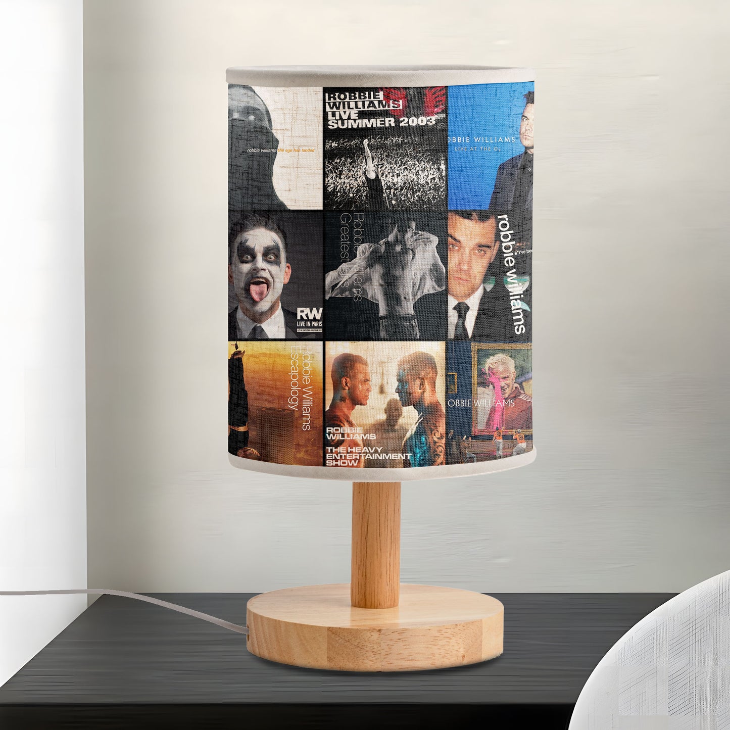 Robbie Williams Album Cover Lamp – Pop Legend Table Light