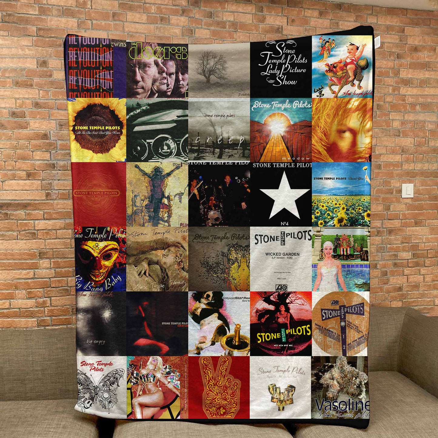 Stone Temple Pilots Sherpa Blanket – A Grunge-Era Tribute for True Fans