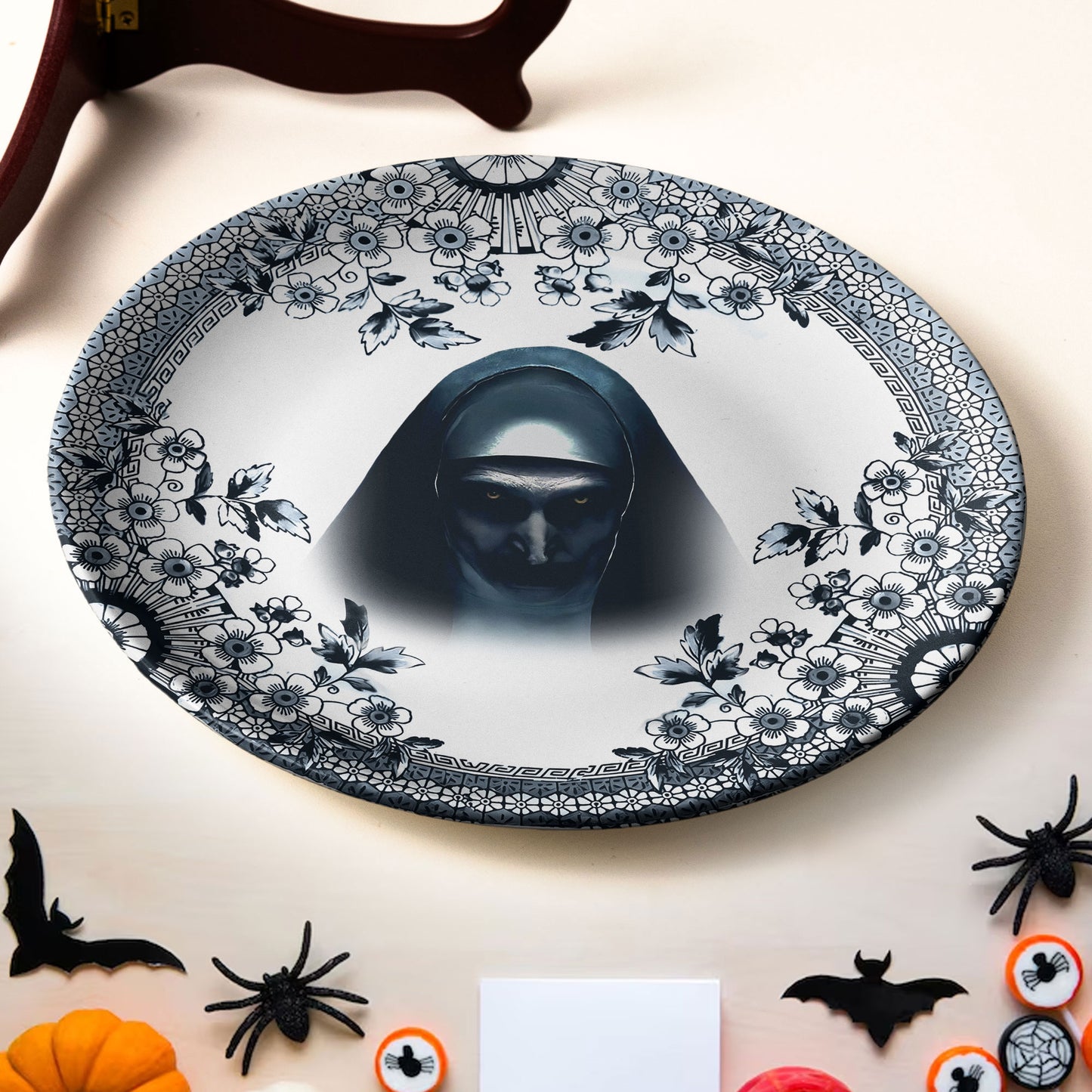 Valak The Nun Haunted Decorative Ceramic Plate – Gothic Horror Collectible for Haunted Home Décor