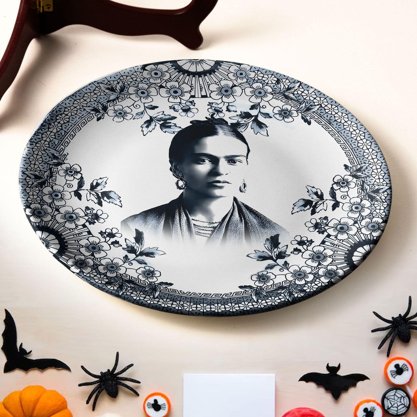 Frida Kahlo Ceramic Plate – Vintage Floral Art Design