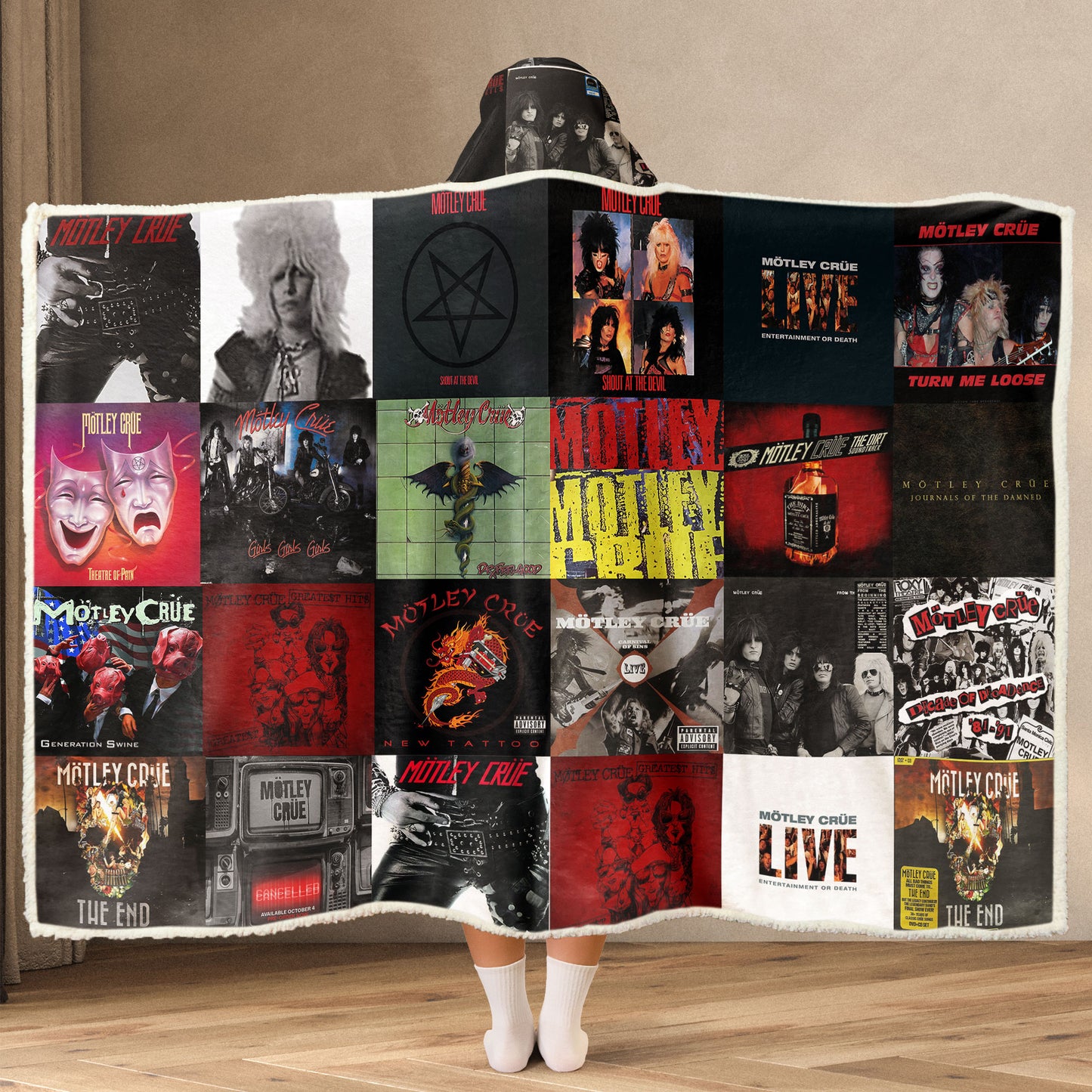 Mötley Crüe Wearable Hooded Blanket – A Cozy Hit of Rock ’n’ Roll Chaos