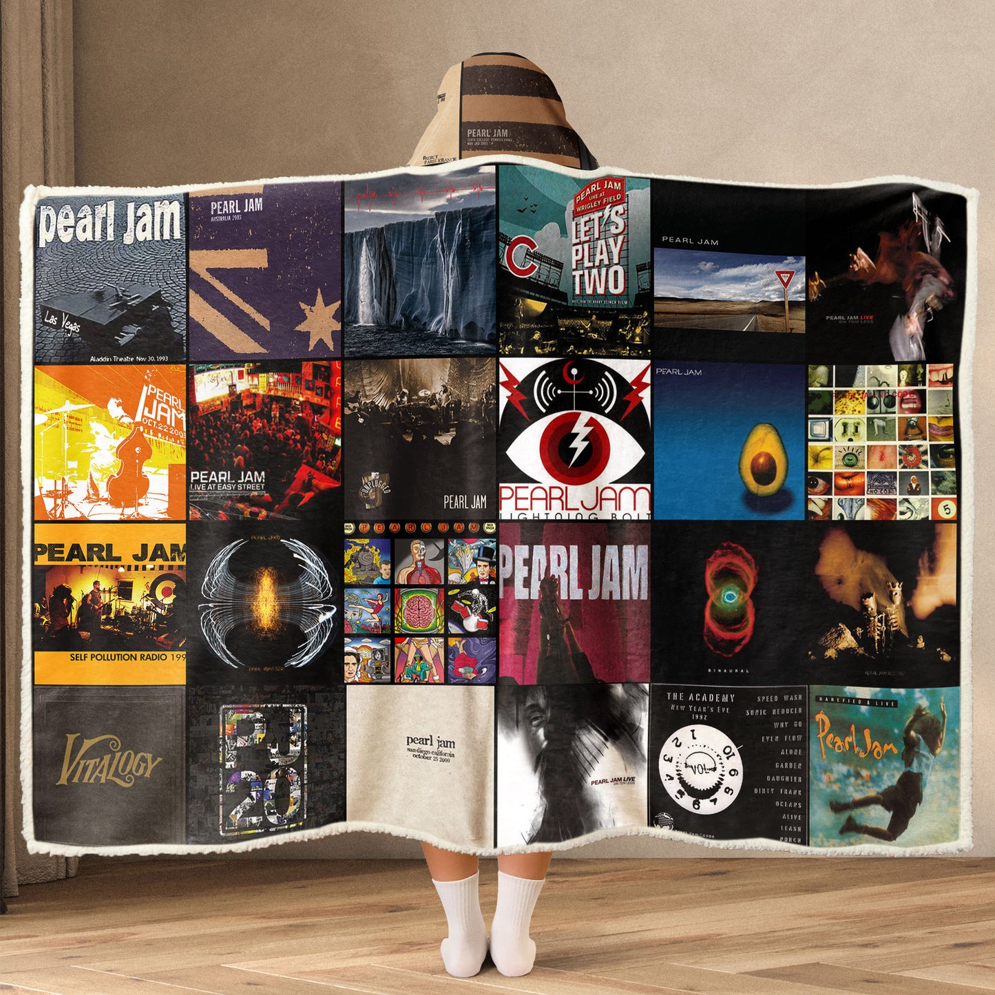 Pearl Jam Wearable Hooded Blanket – Wrapped in 90s Rock Memories