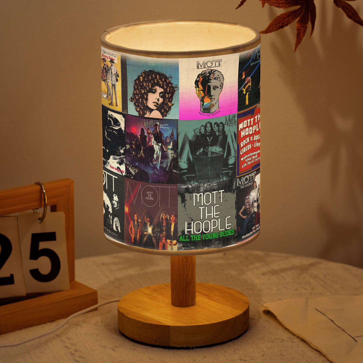 Mott The Hoople Album Art Table Lamp – Glam Rock Decorative Light