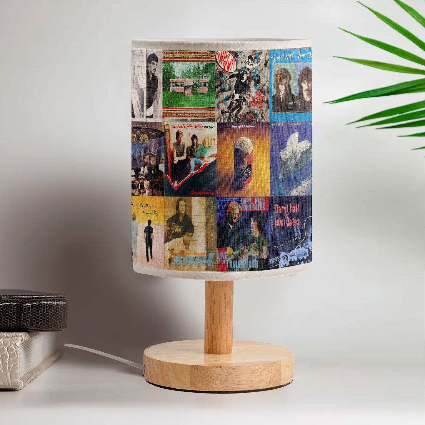 Hall & Oates Fabric Lamp – A Nostalgic Tribute to Iconic Albums