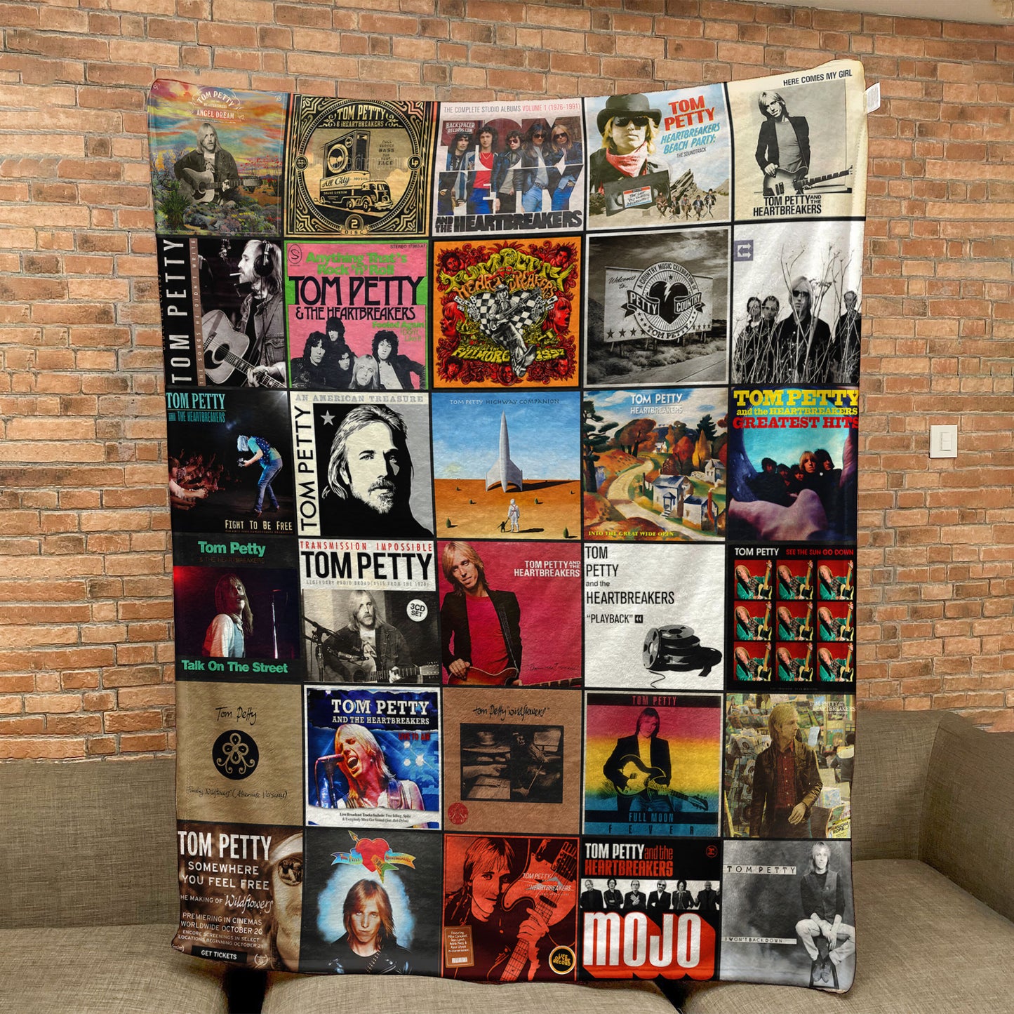 Tom Petty Sherpa Blanket – A Tribute to Heartland Rock Legends