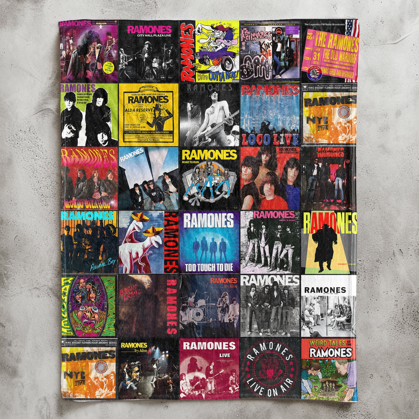 Ramones Sherpa Blanket – A Punk Rock Time Machine for True Fans