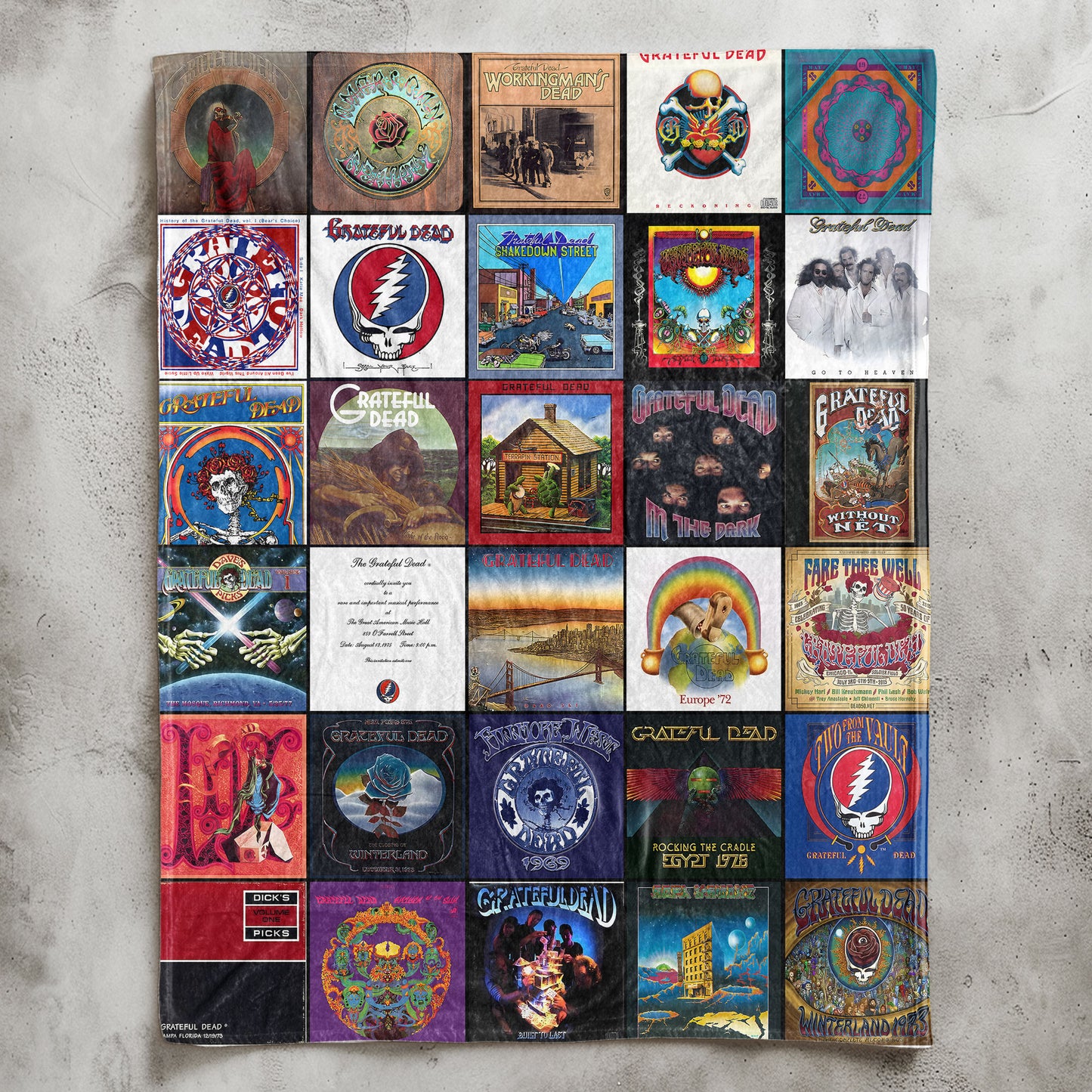 Grateful Dead Sherpa Blanket – A Psychedelic Journey in Every Stitch