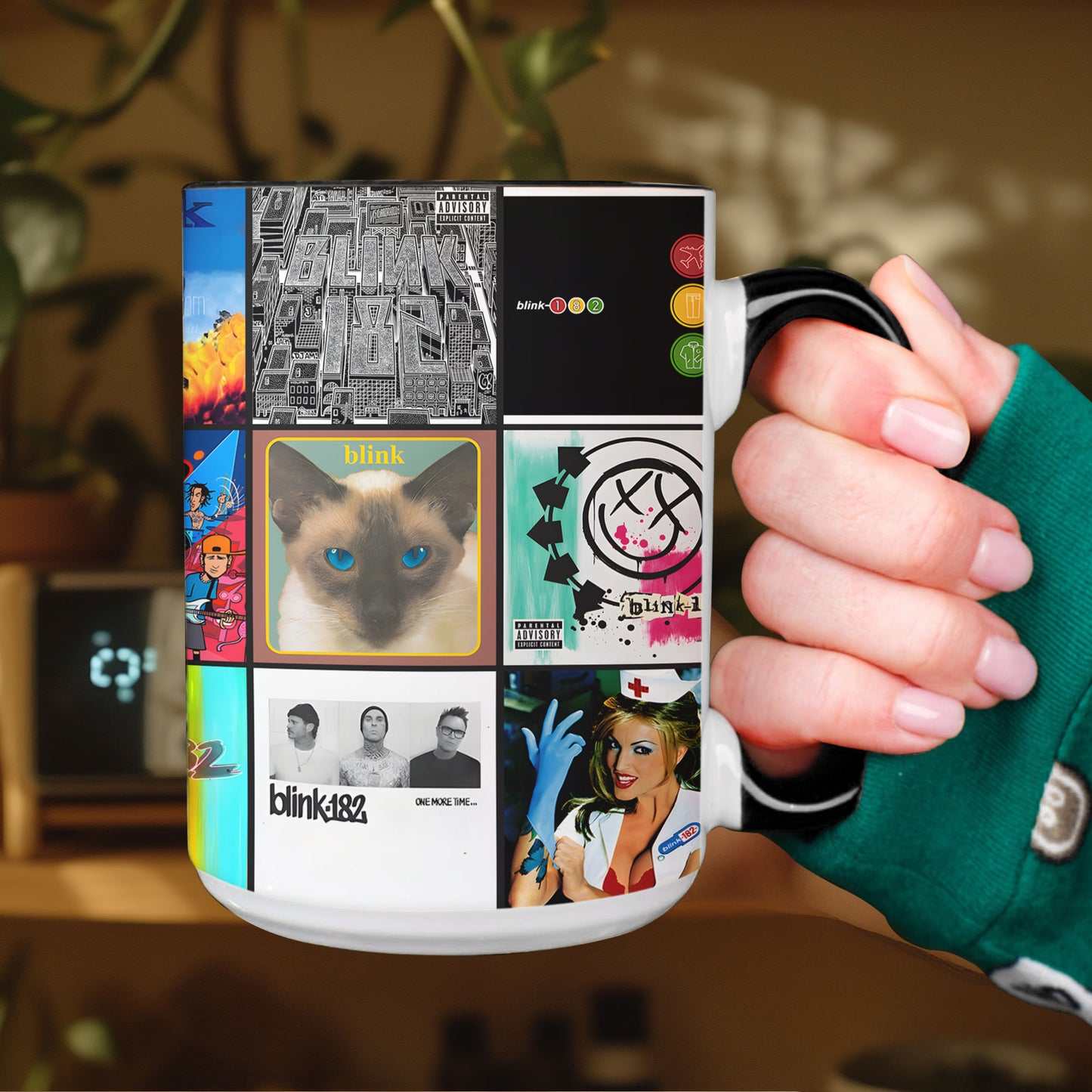 Blink-182 Accent Mug – Pop Punk Nostalgia Cup