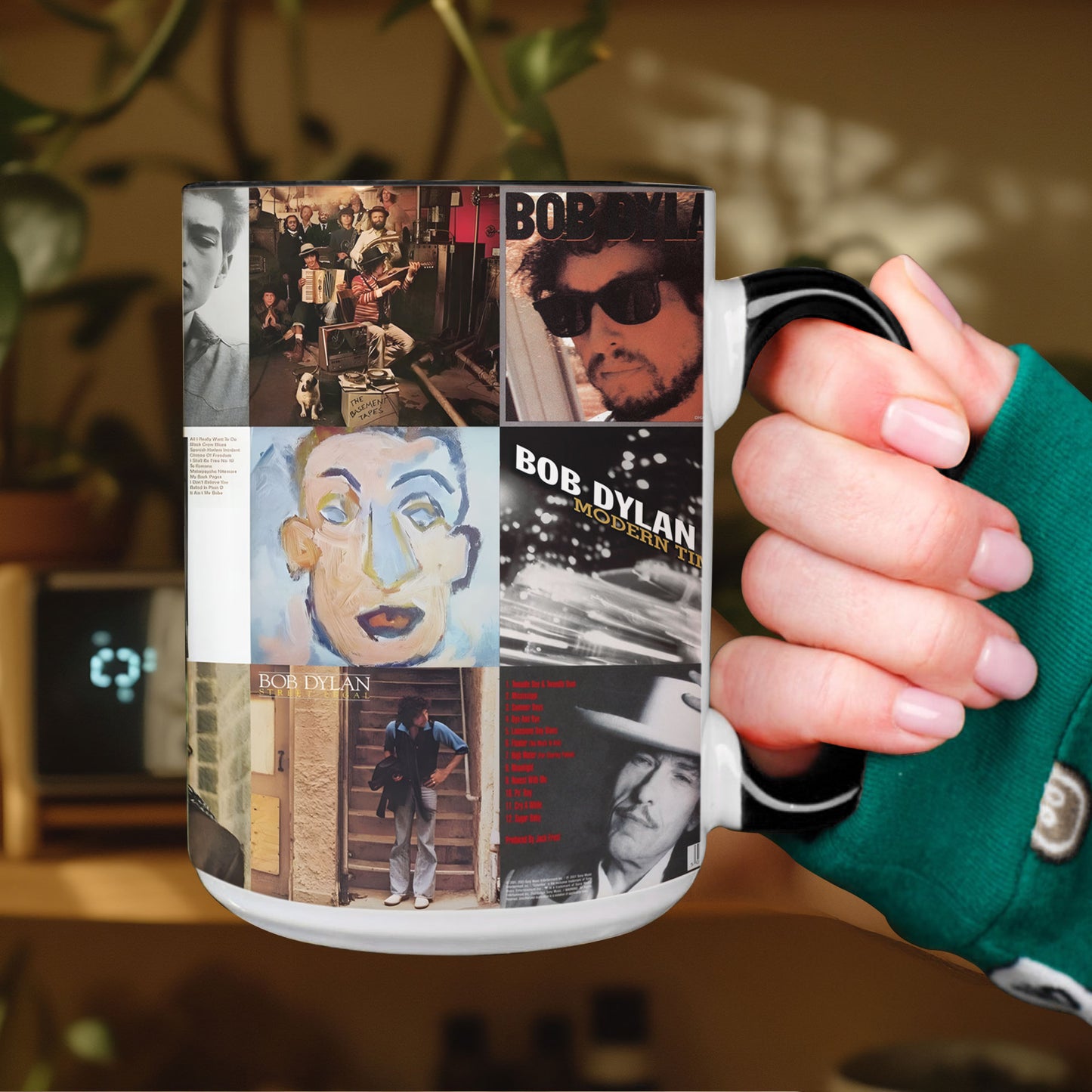 Bob Dylan Accent Mug – Timeless Words & Melodies