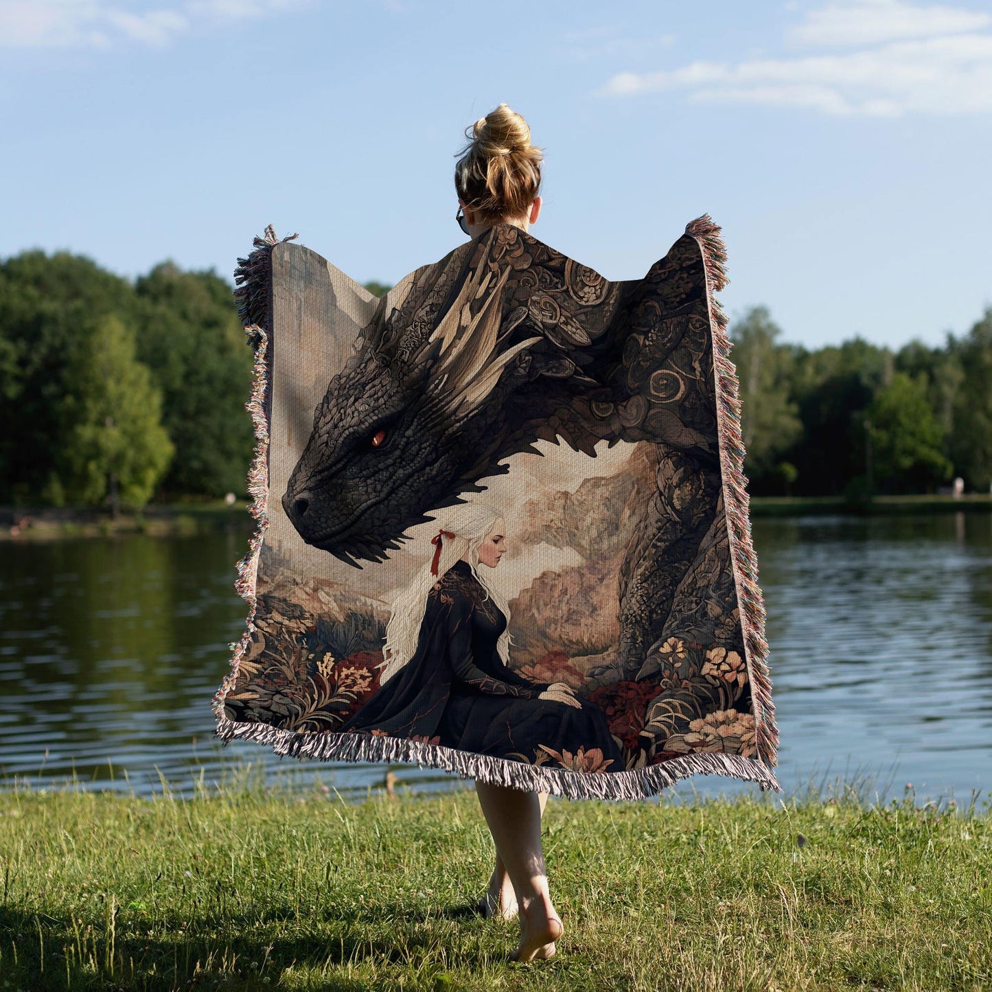 Manon & Abraxos – Woven Blanket of Iron Teeth and Loyalty