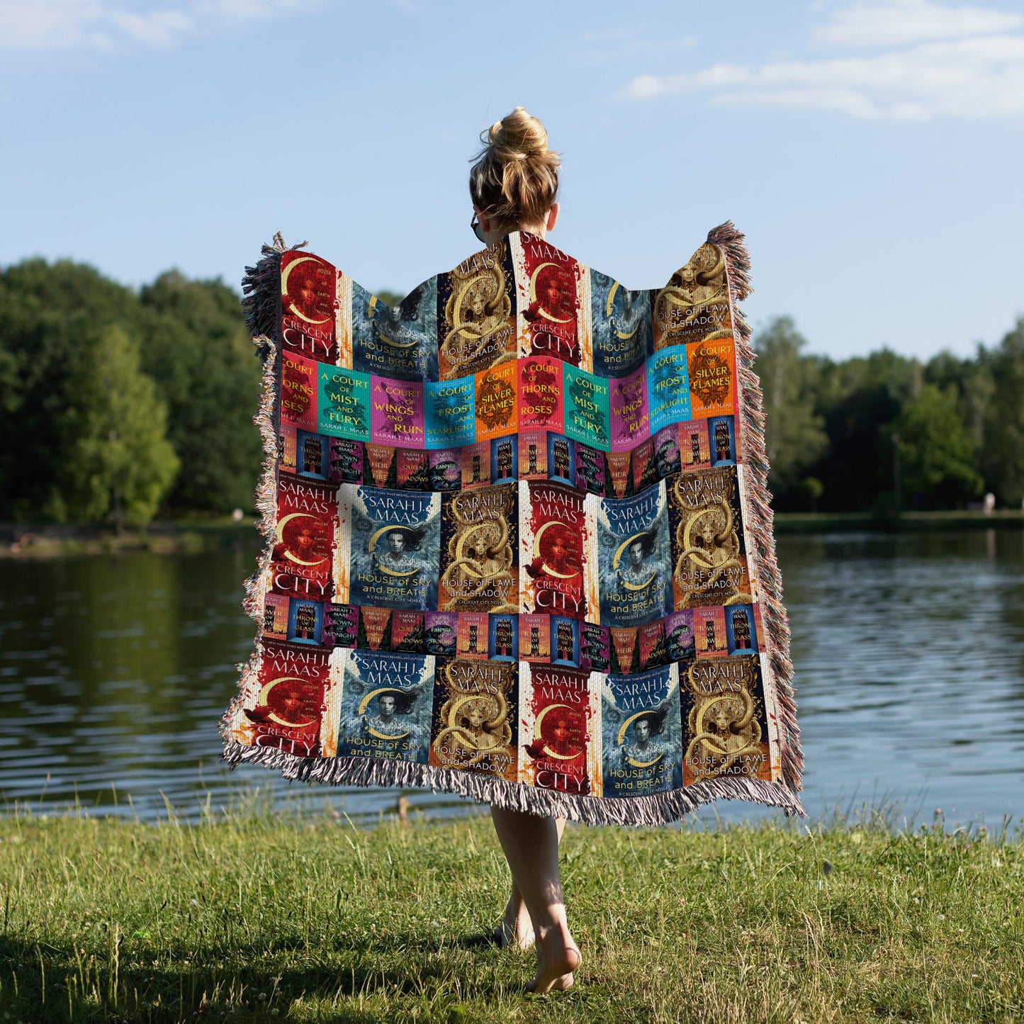 Sarah J. Maas Fantasy Book Cover Woven Blanket